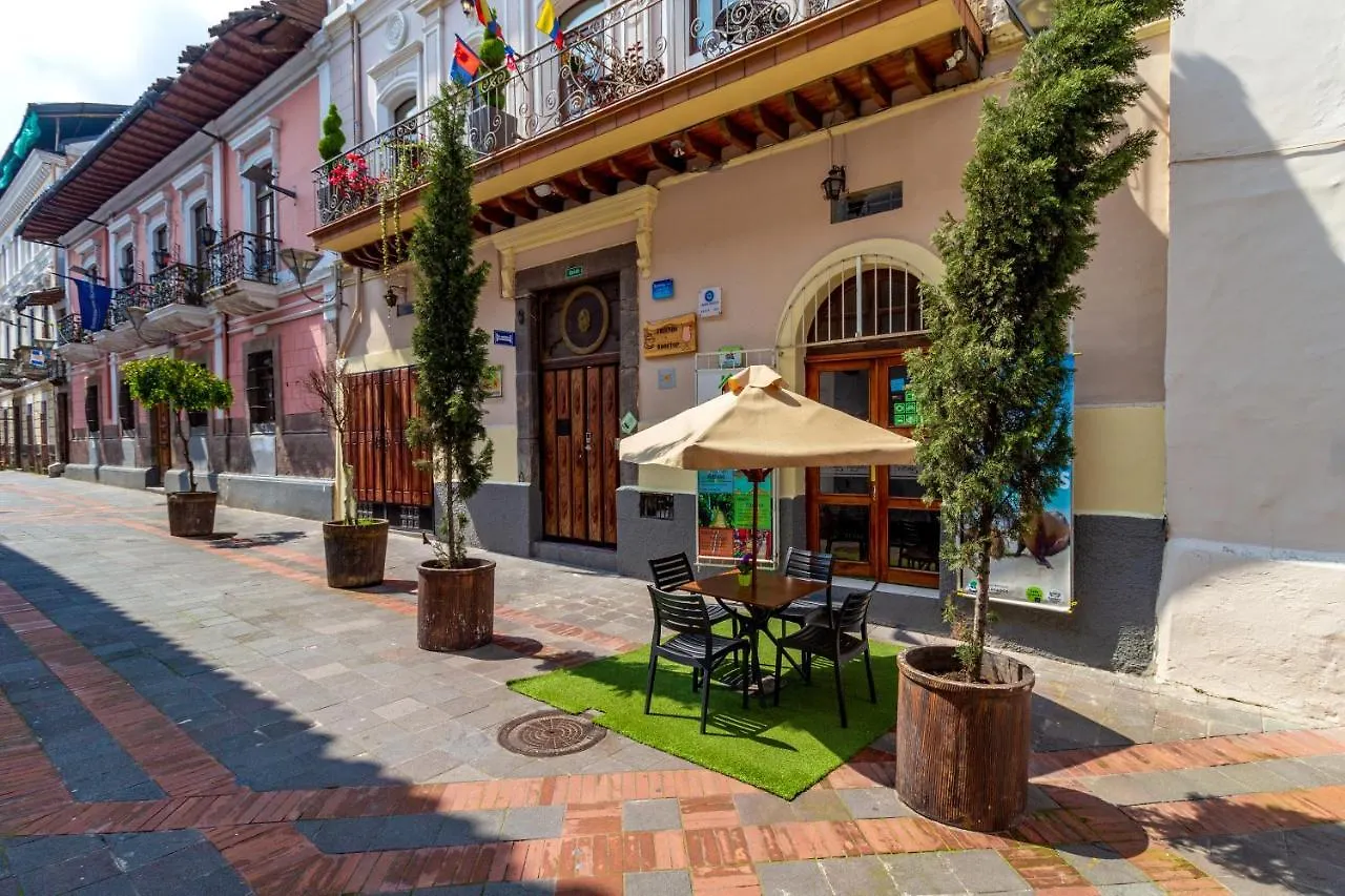 Friends Hotel & Rooftop - Historic Center & Museums