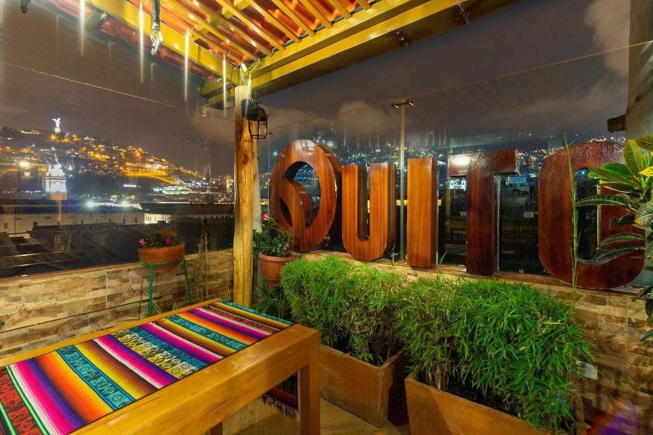 ***  Friends Hotel & Rooftop - Historic Center & Museums Quito Ekvádor